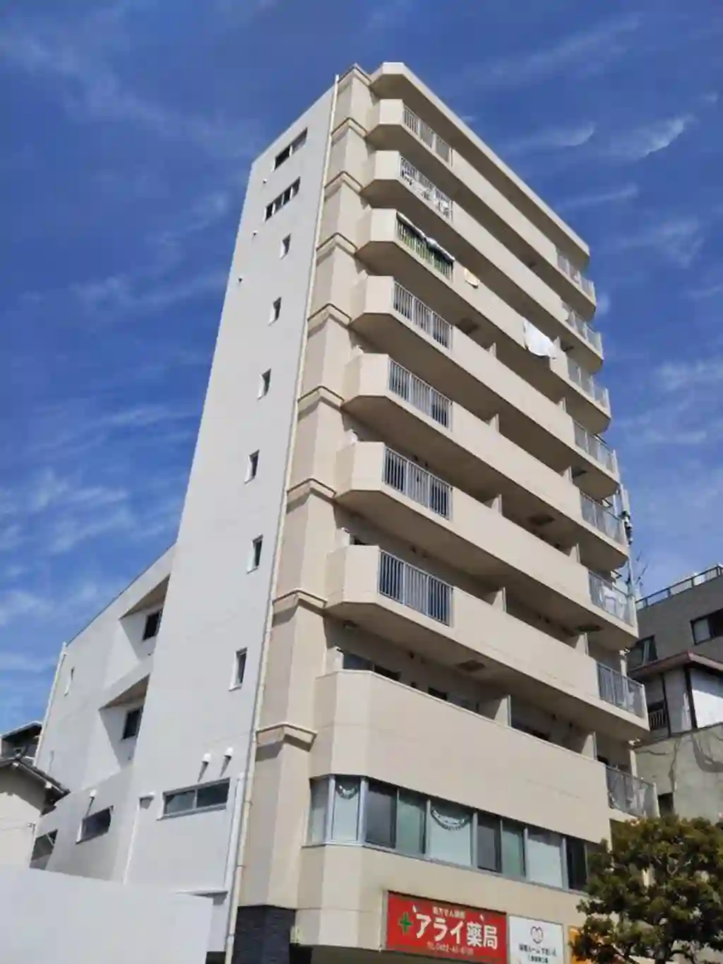 シャルマン三鷹 外観