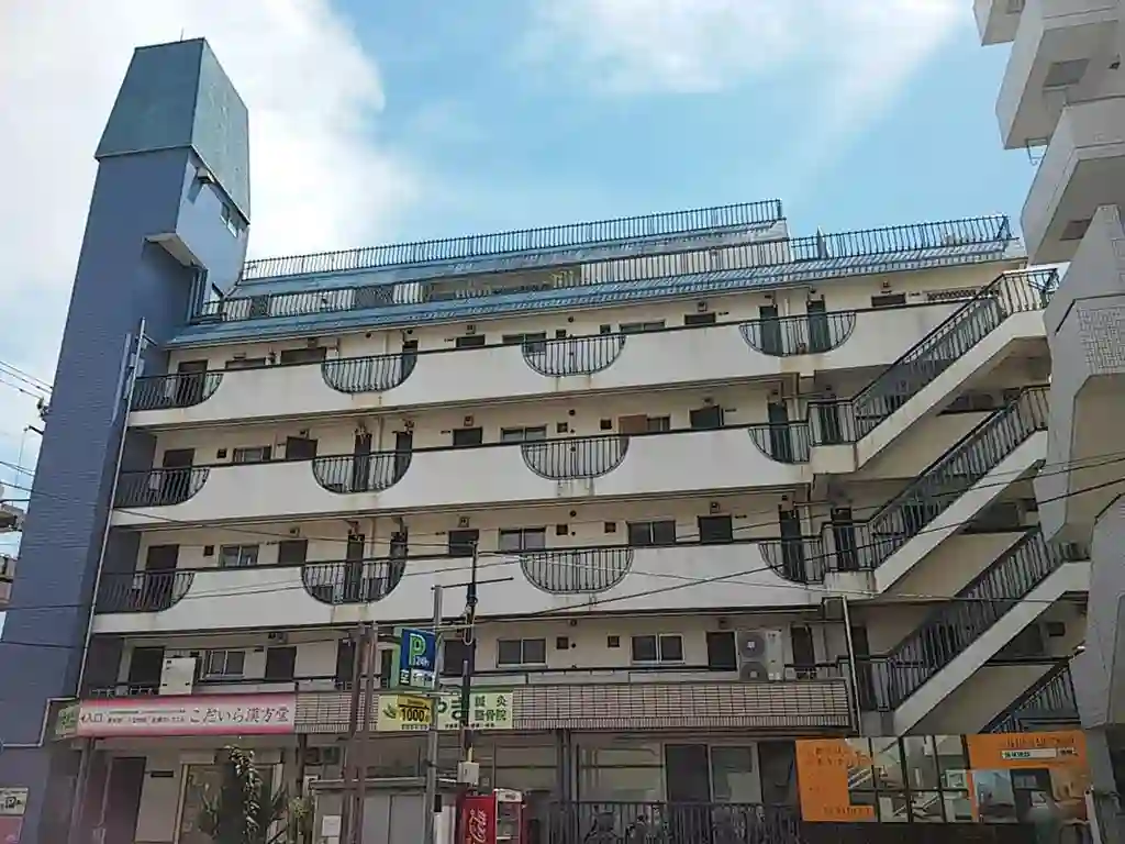 サガワホワイトハウス 外観