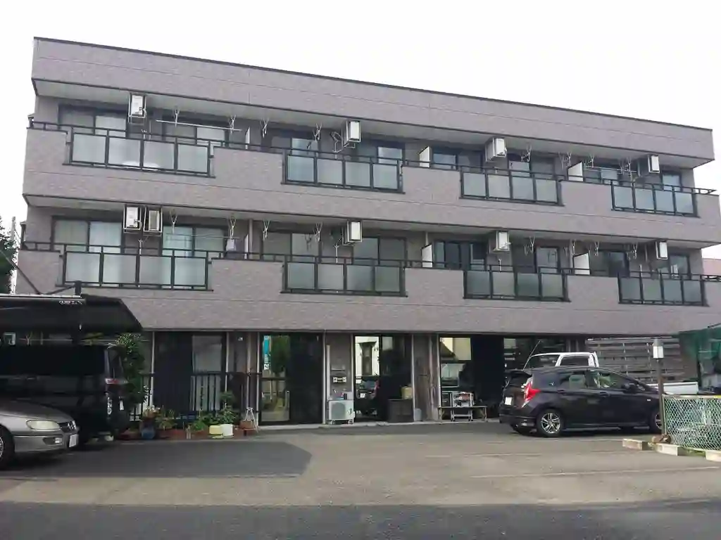 プラスパラス 外観