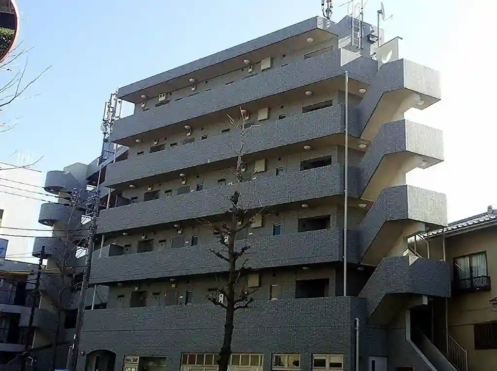 ガーデンパーク二の橋 外観