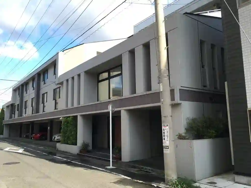 ARK 外観