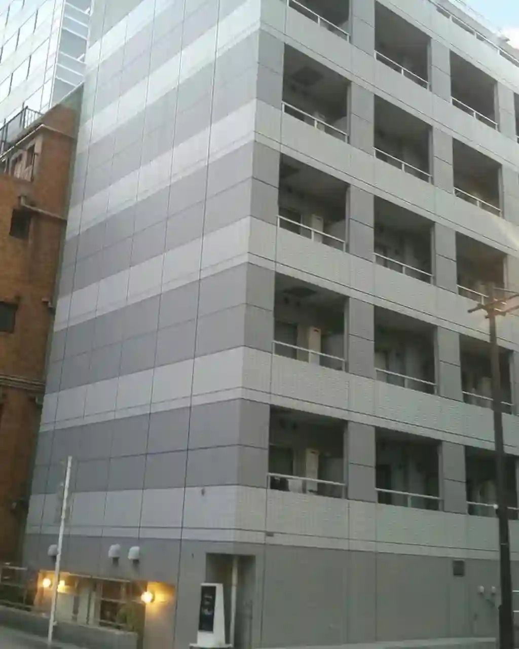 レオパレスフラット浜松町 外観