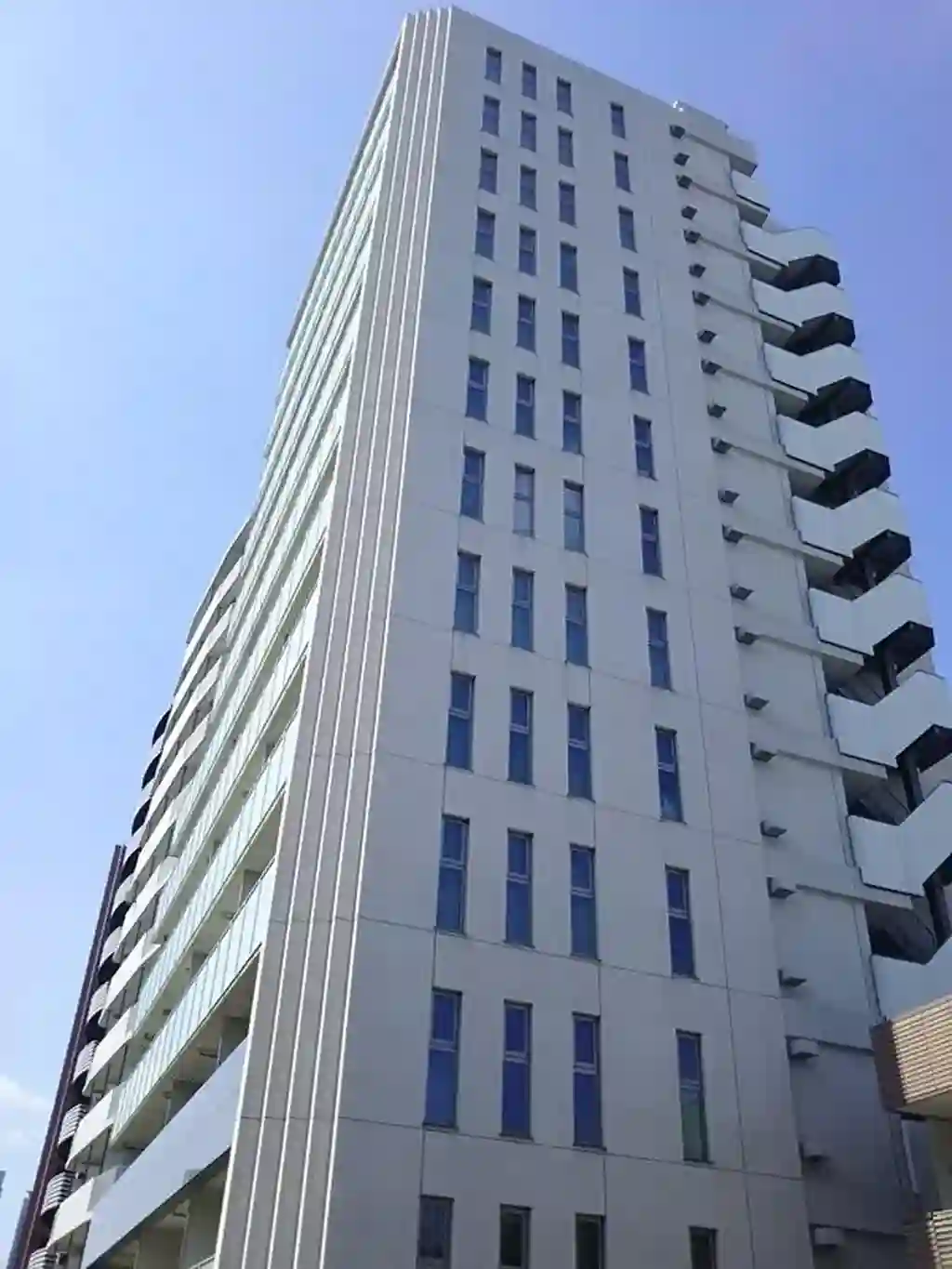 パークリュクス西新宿 外観