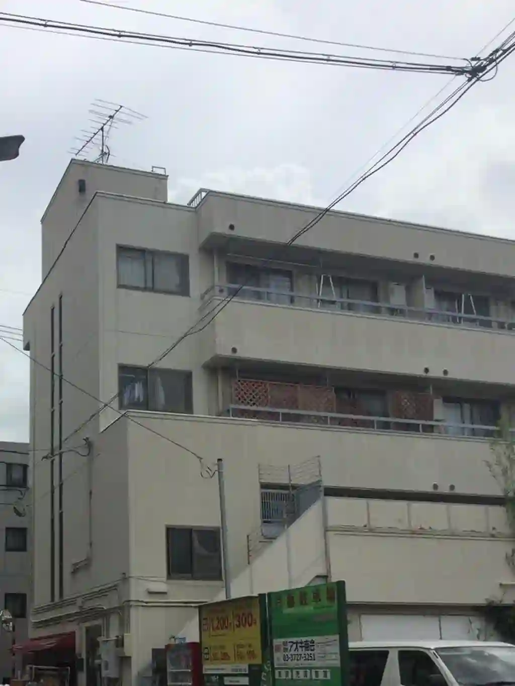 ホワイトハイム石川台 外観