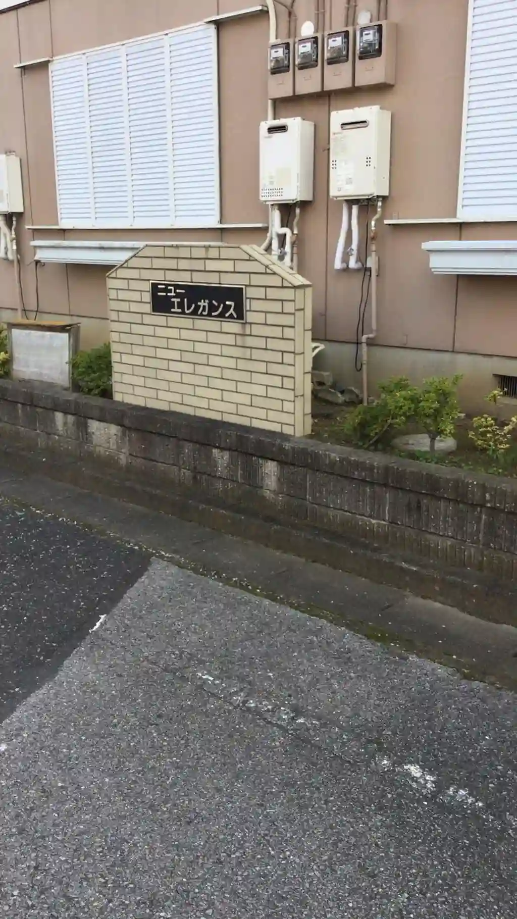 ニューエレガンス 外観