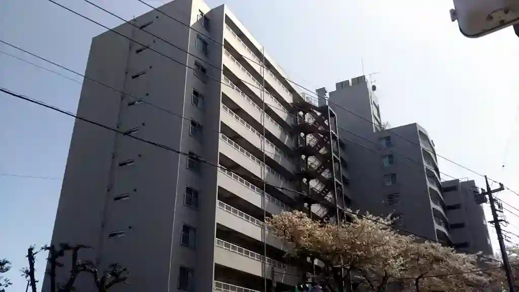 TSHT 日商岩井国立マンション 外観