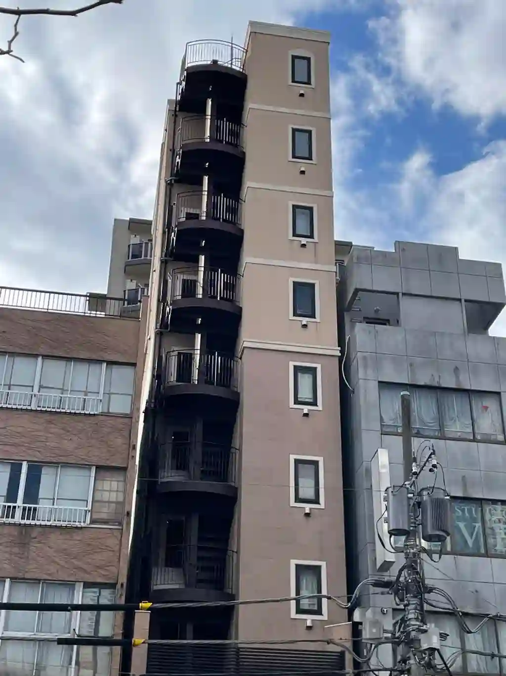 YCY 外観