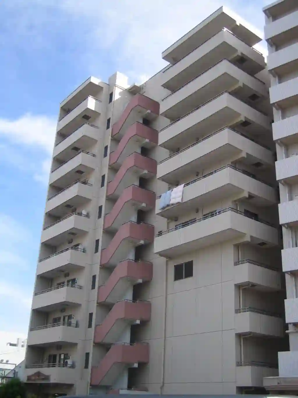 ルナタウン追浜 外観