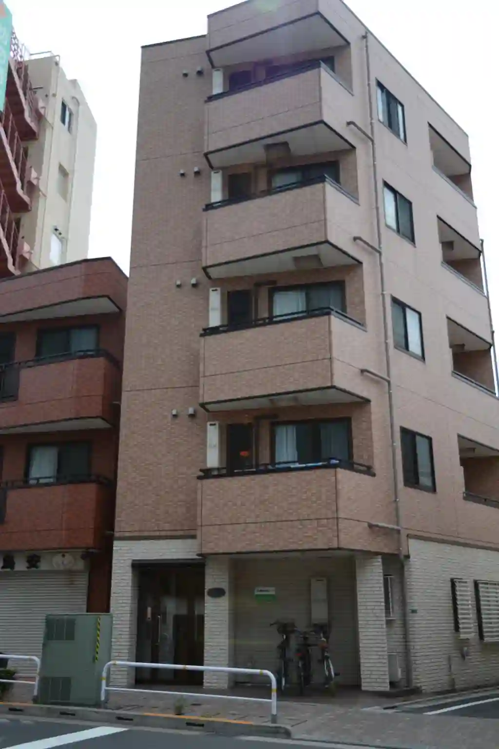 アルモニカ伊勢 外観