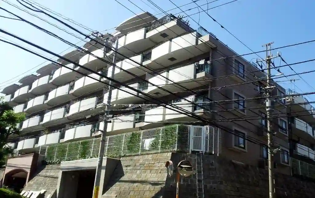 エルコモド鷺沼 外観