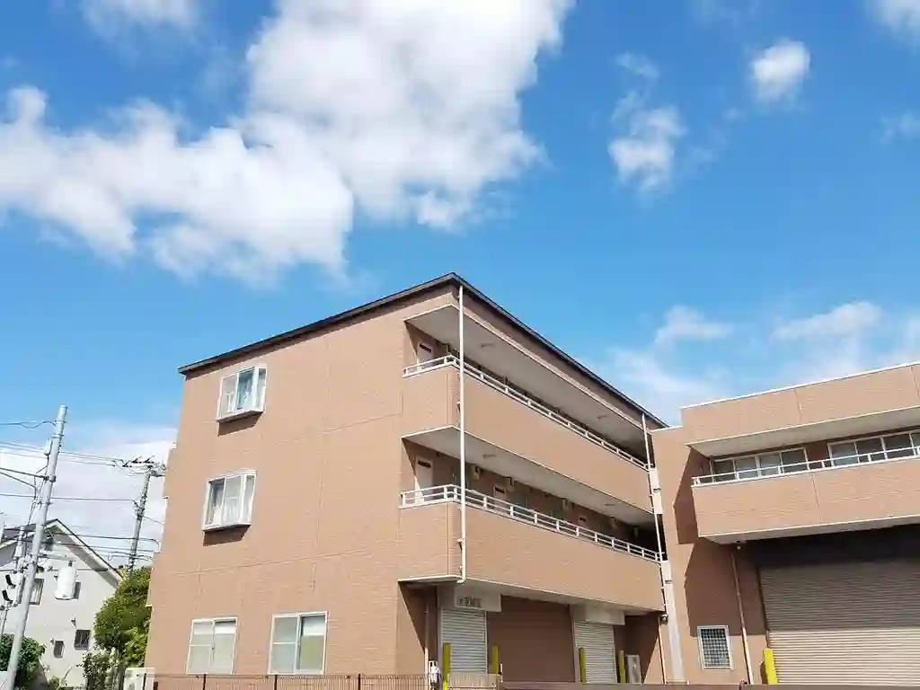 イースト COURT 外観