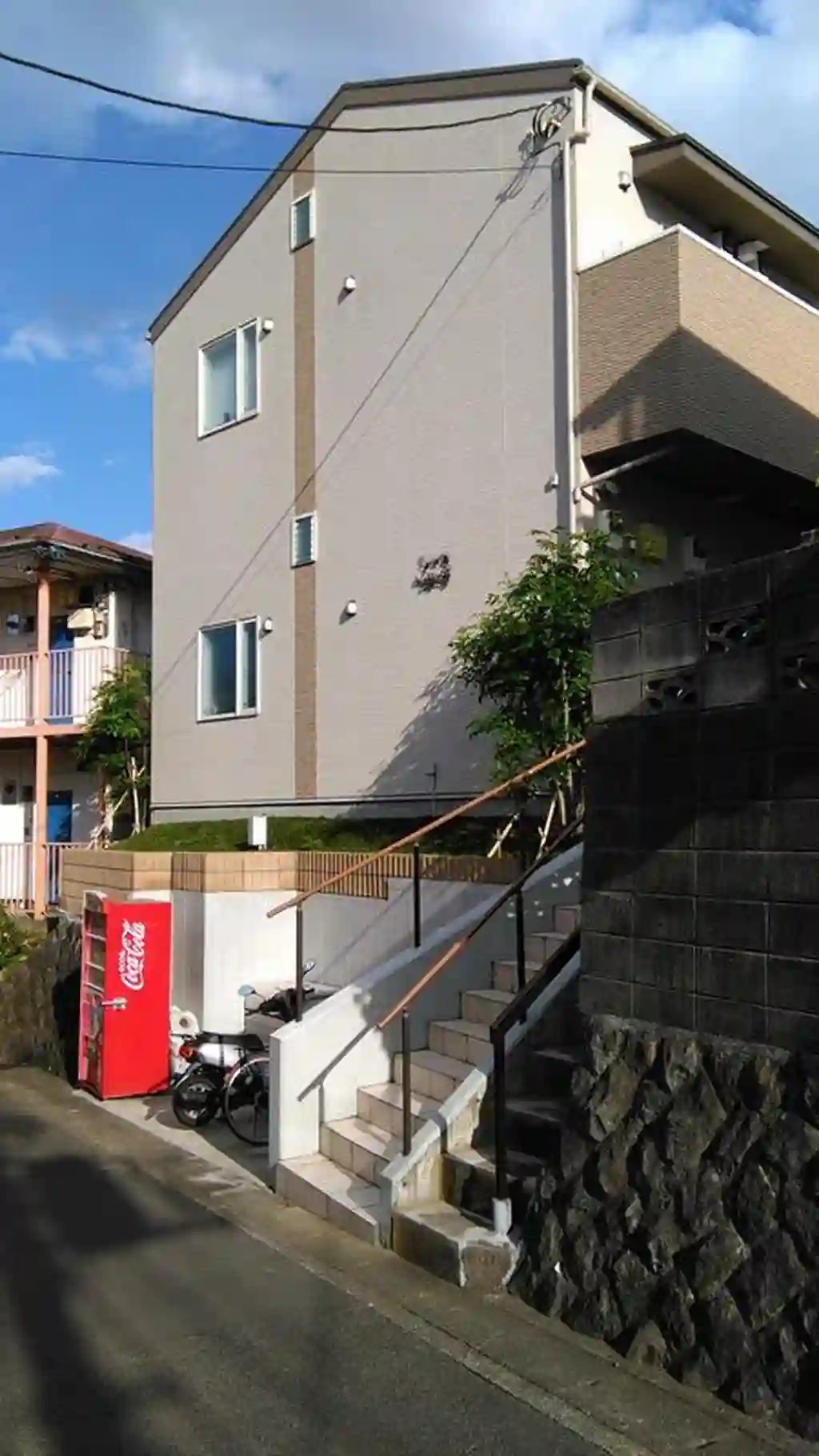 カレッジハイツ 外観