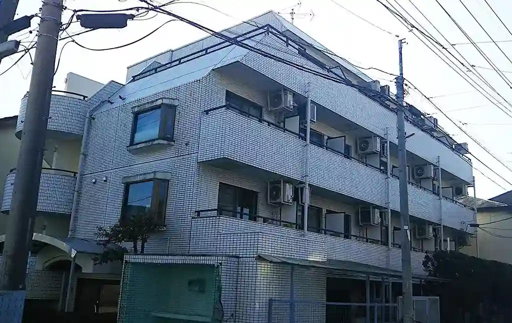 エヴェナール横浜 外観