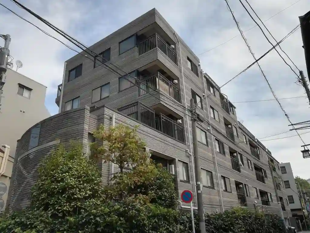 トゥールロワイヤル参宮橋 外観