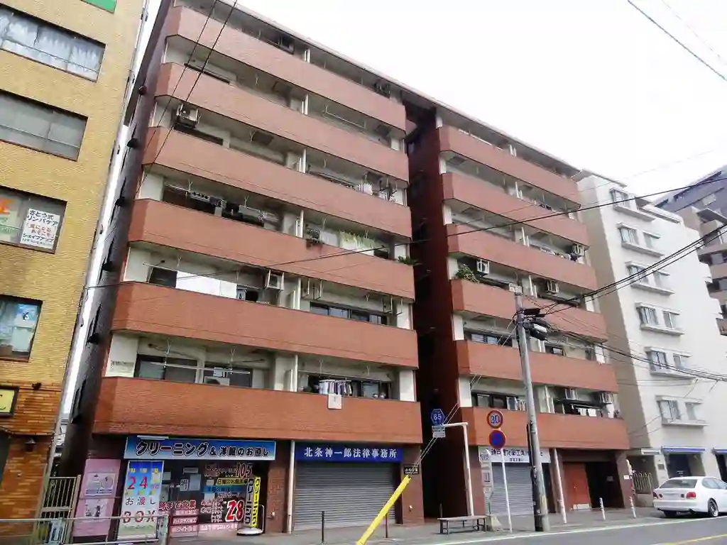 パークプラザ浦和常盤 外観