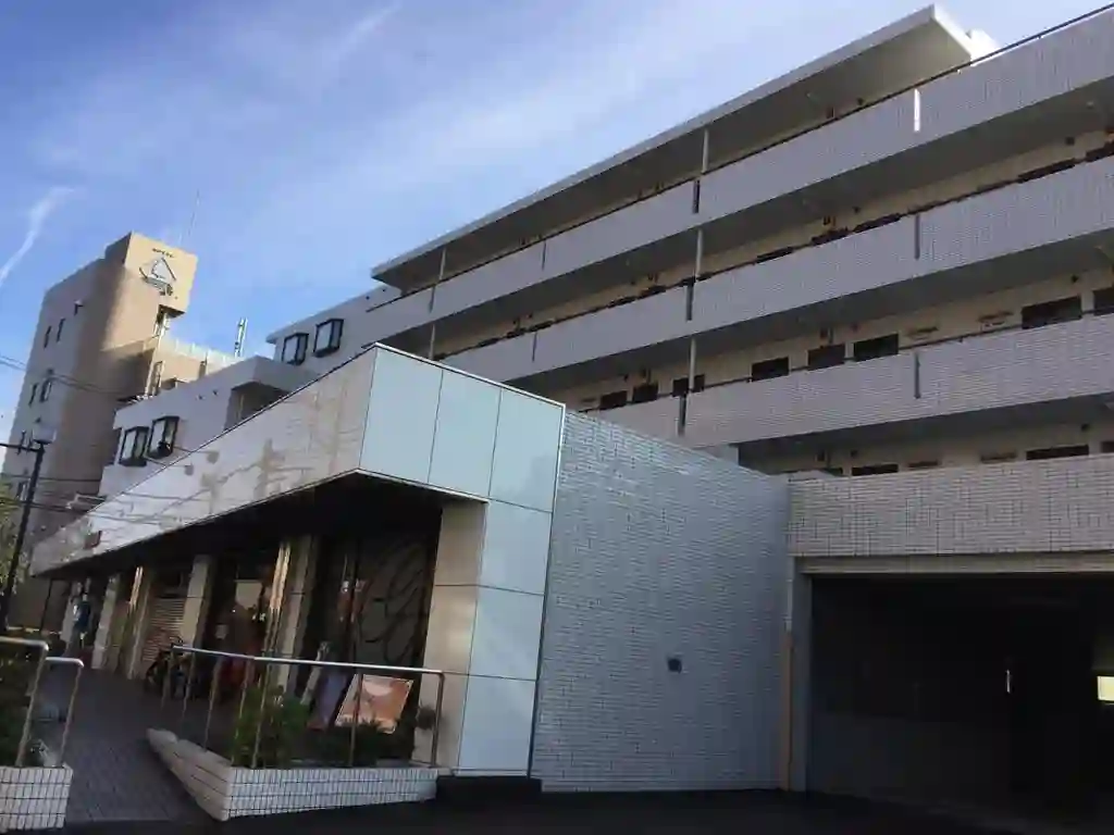 ラフォーレドール 外観