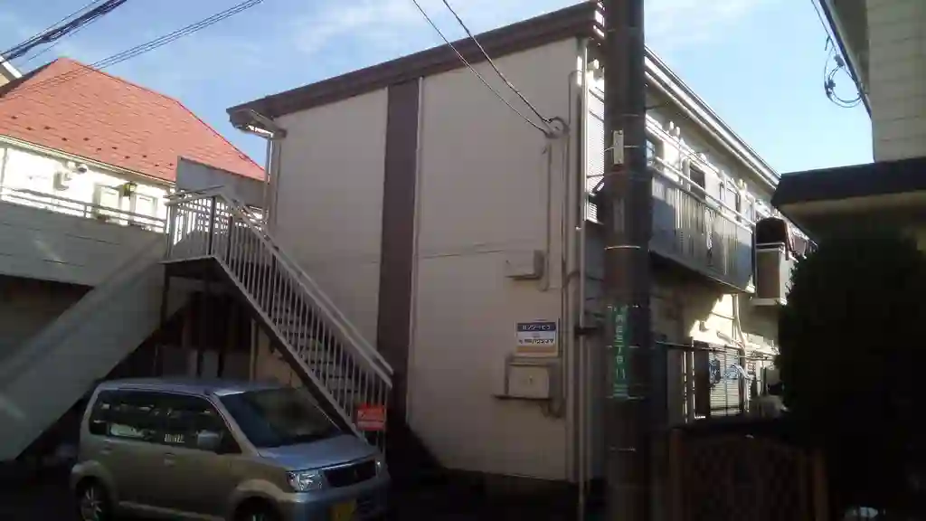 センターピラ 外観