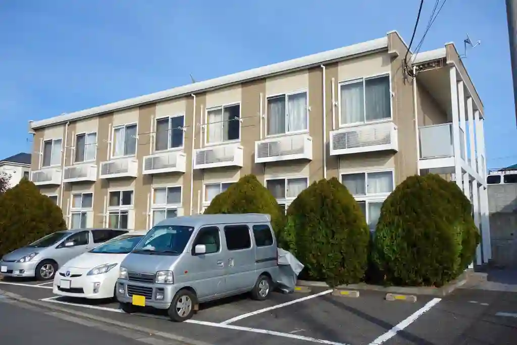 レオパレスT M K 外観
