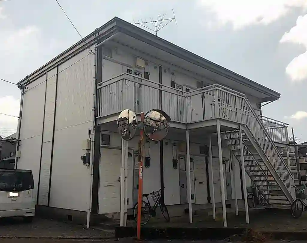トライアングル 外観