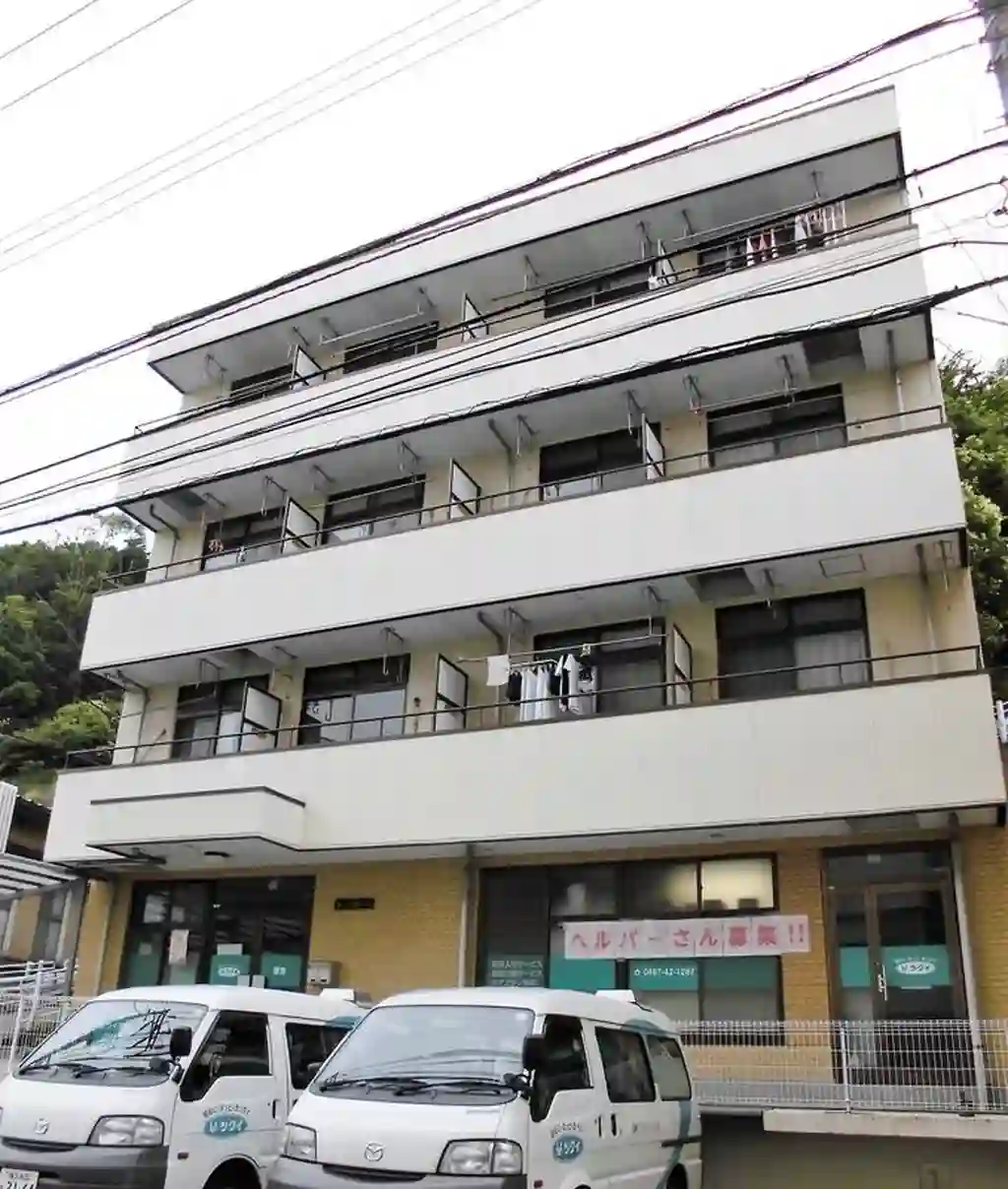 日信ビル 外観