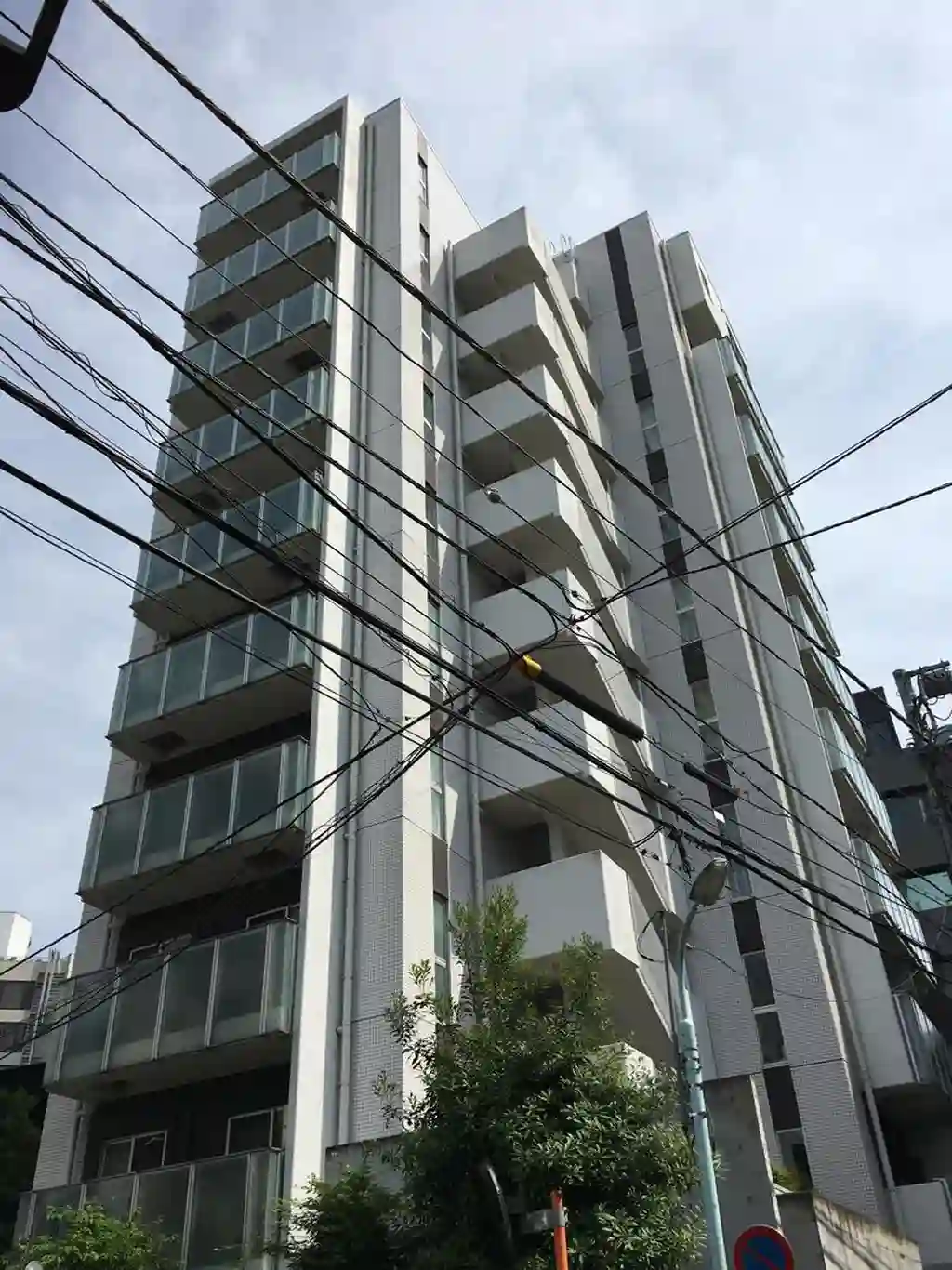 R7 外観