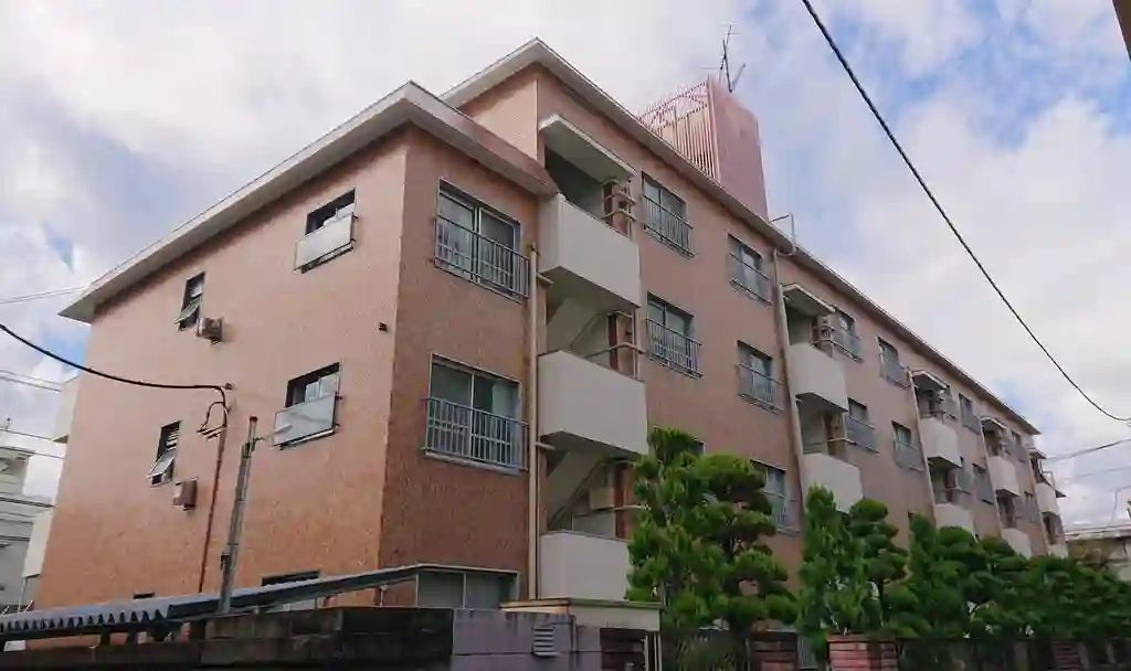 千早町ローヤルコーポ 外観