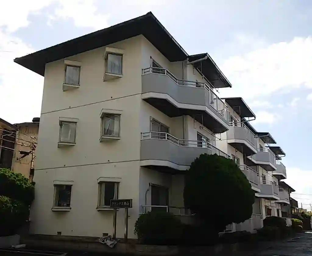 グランデ大倉山 外観