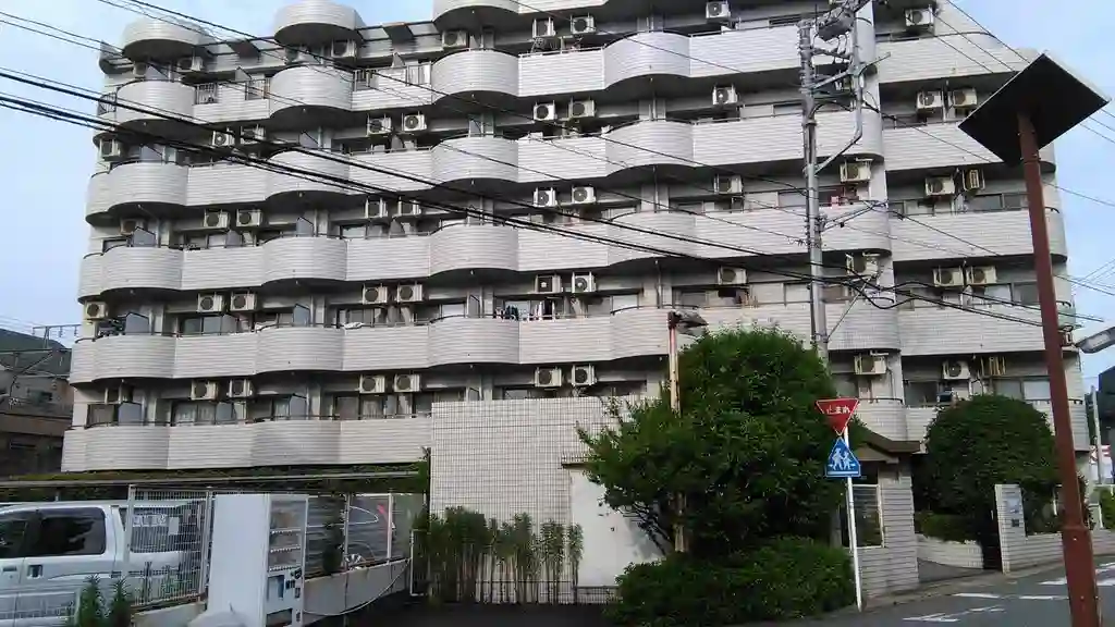リズ生田 外観