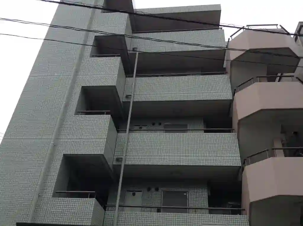 カラヴェル目白 外観