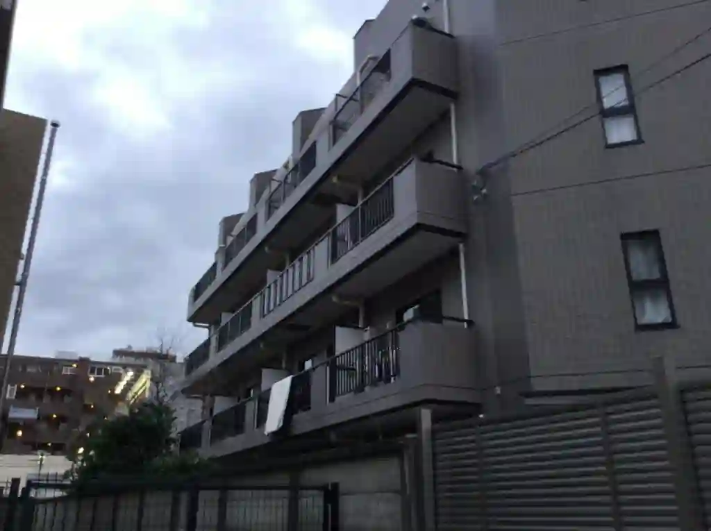 ルミエール弦巻 外観