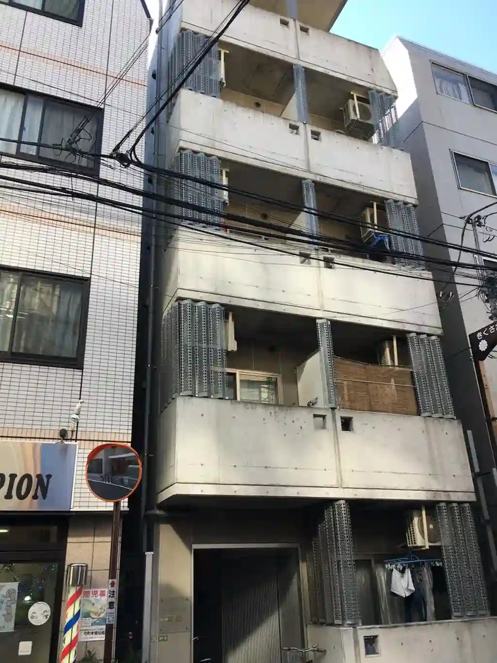 メインフィールド本郷 外観