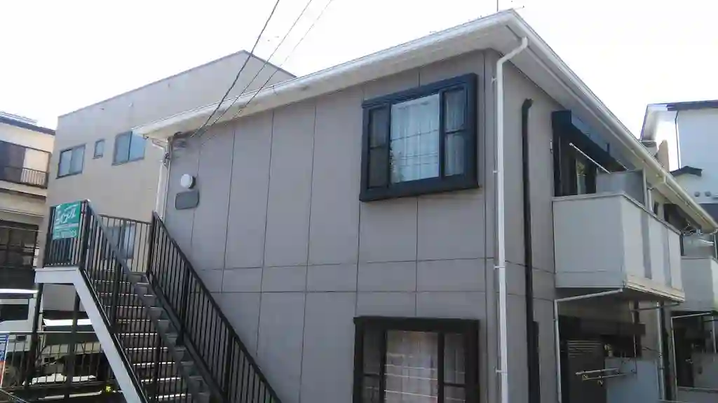 ステージア 外観