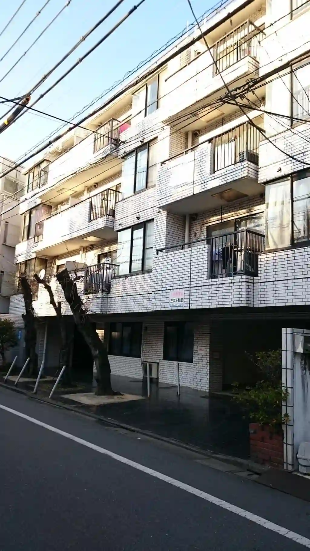 ブルク六義園 外観