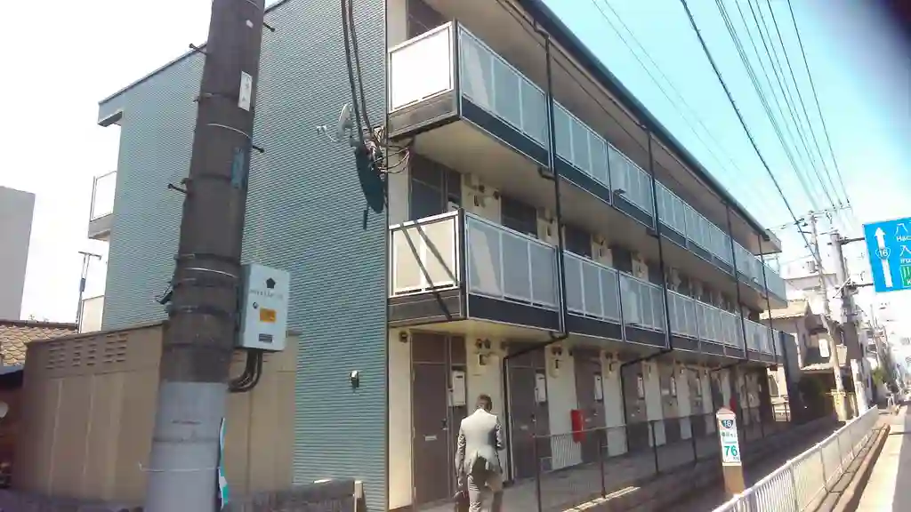 レオパレスモワ 外観