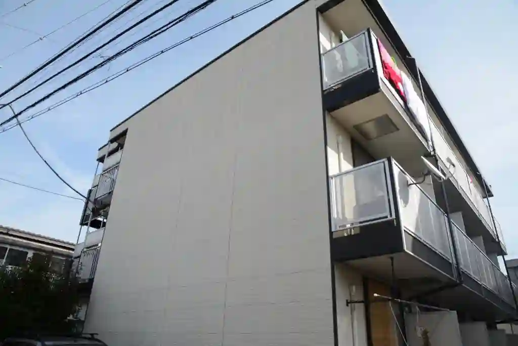 レオパレスフェリア宮内 外観