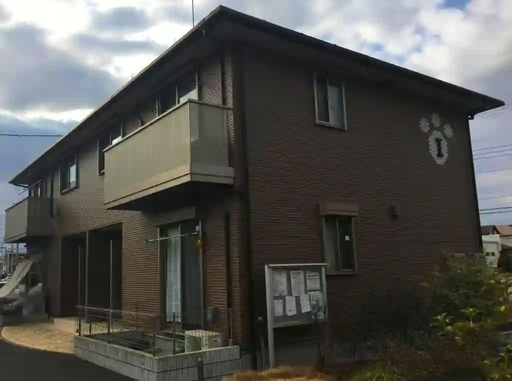 パウペリート I 外観