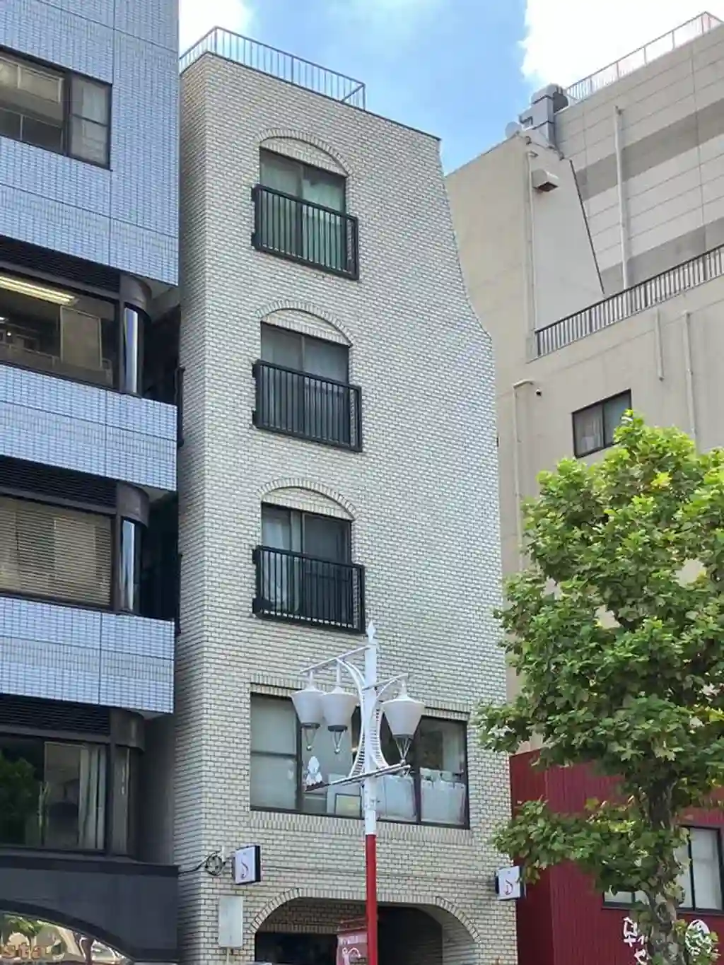 上地ビル 外観