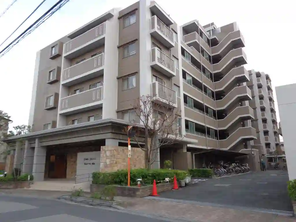 ライオンズスクエア竹の塚 外観