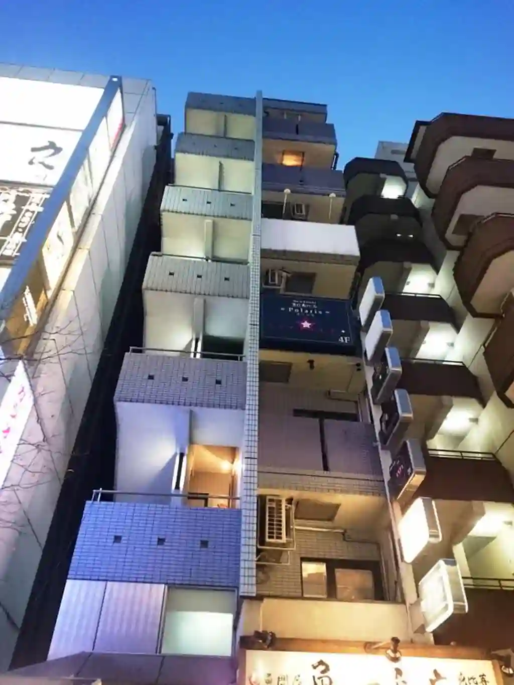 ビックストーン 外観