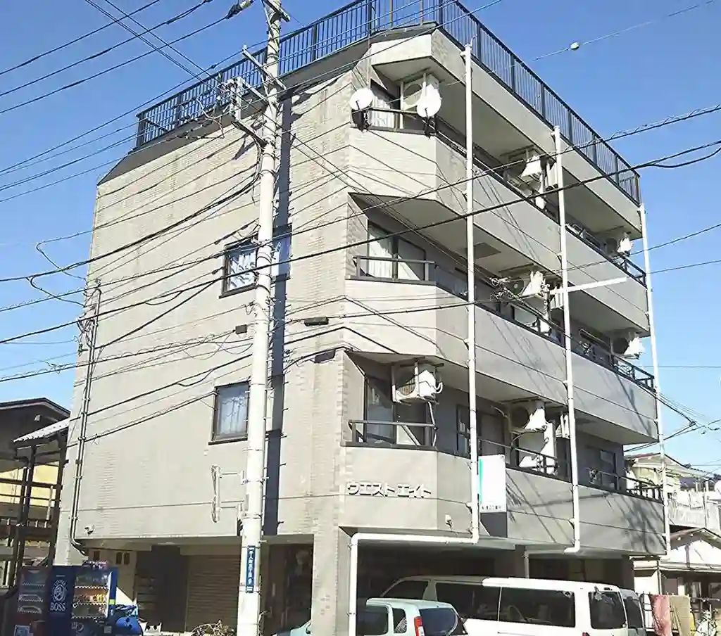 ウエストエイト 外観