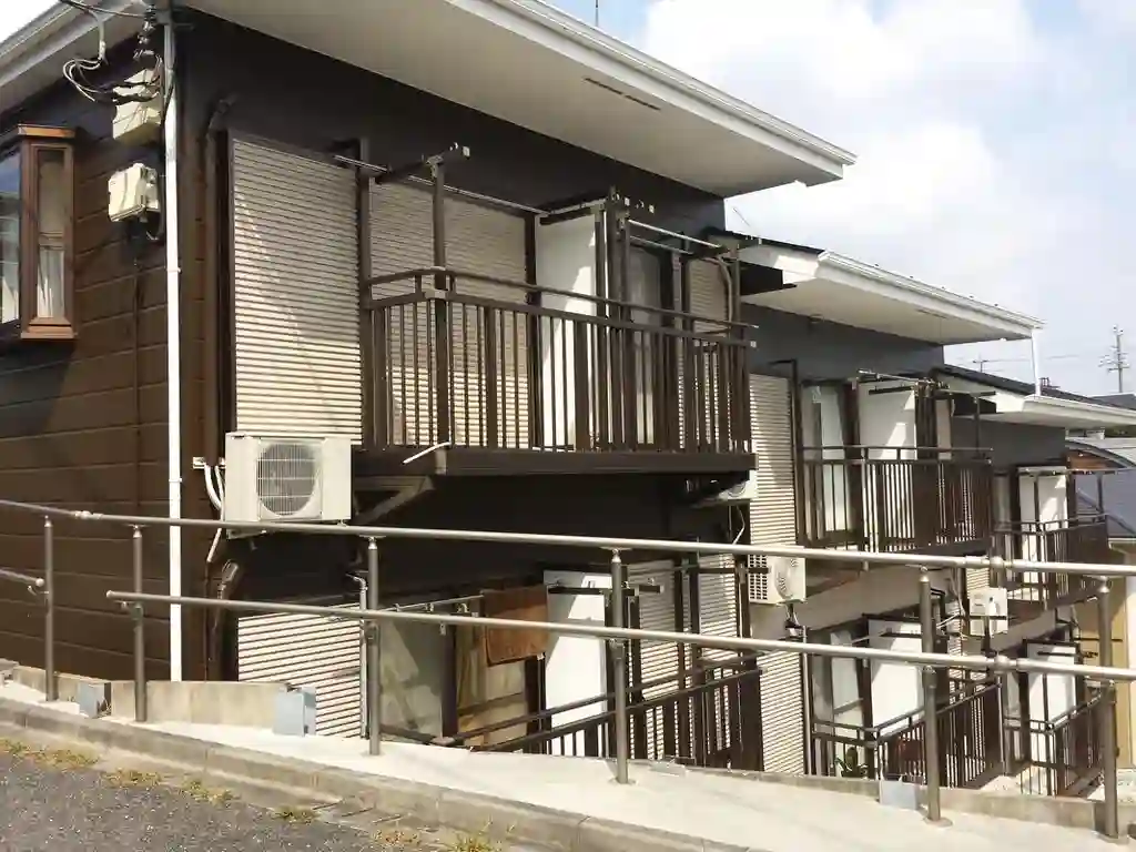 ラークヒルズ 外観
