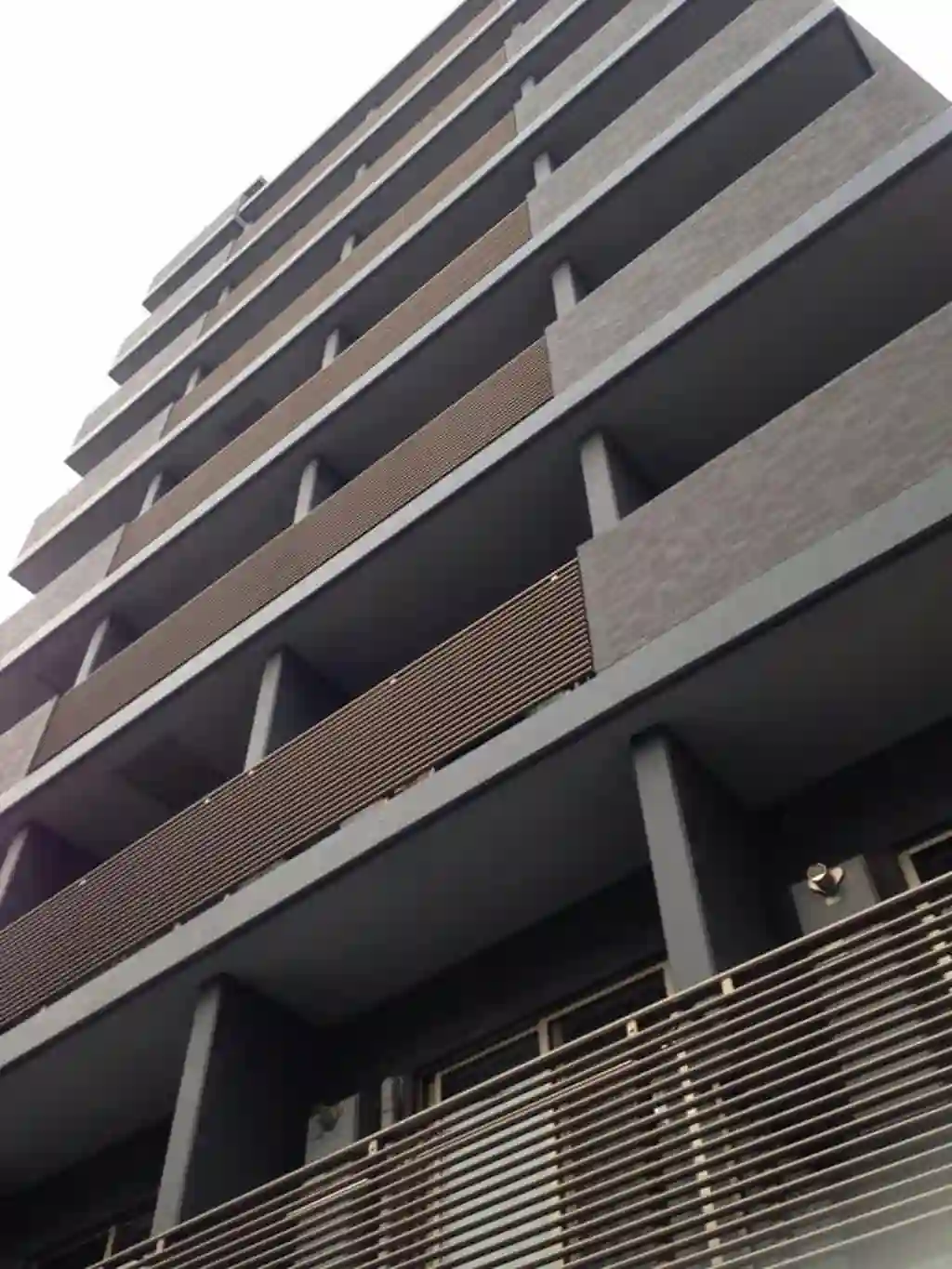 アクシーズグランデ高鼻町 外観