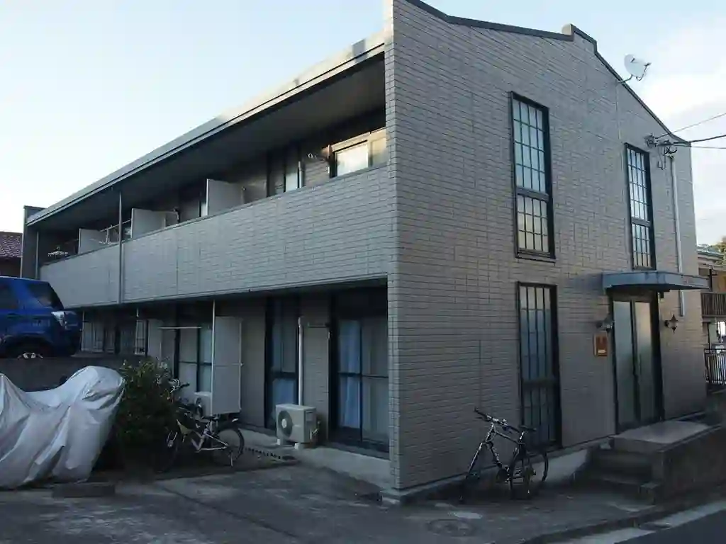 レオパレスラ・ロング 外観