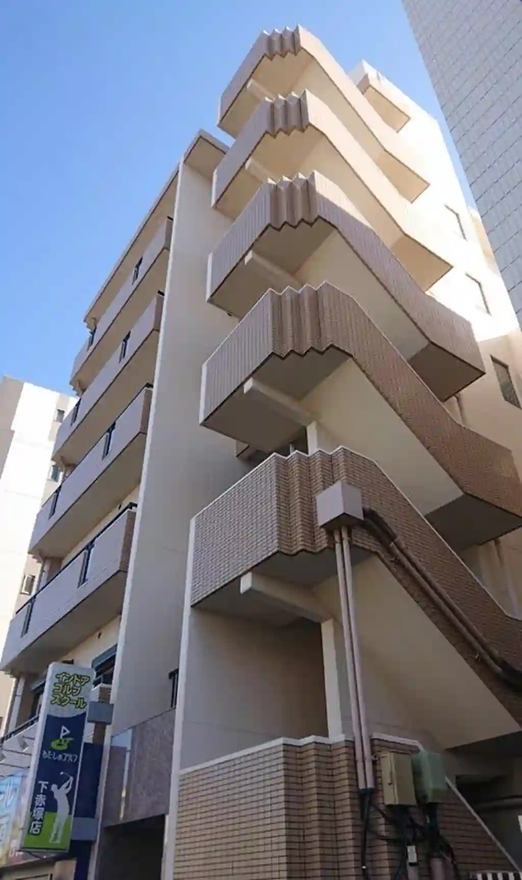 ロワイヤル新町 外観