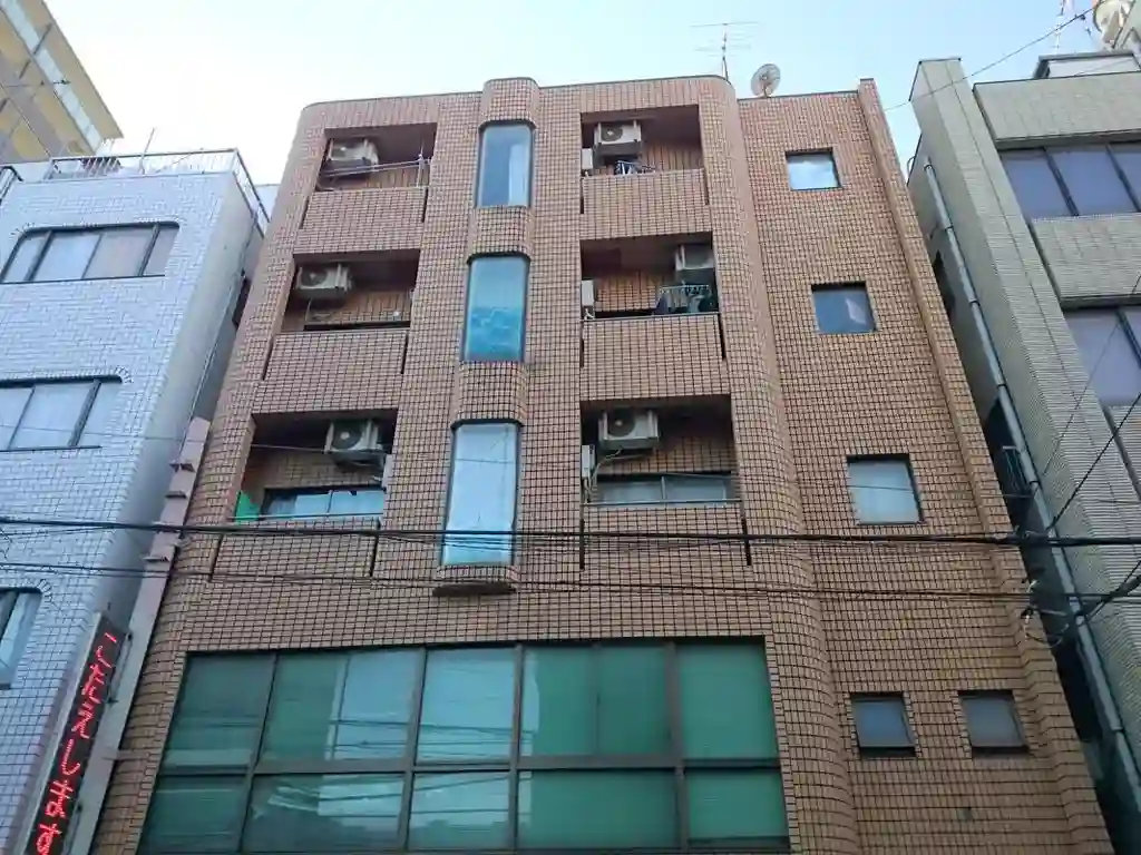 アーバン勝又 外観