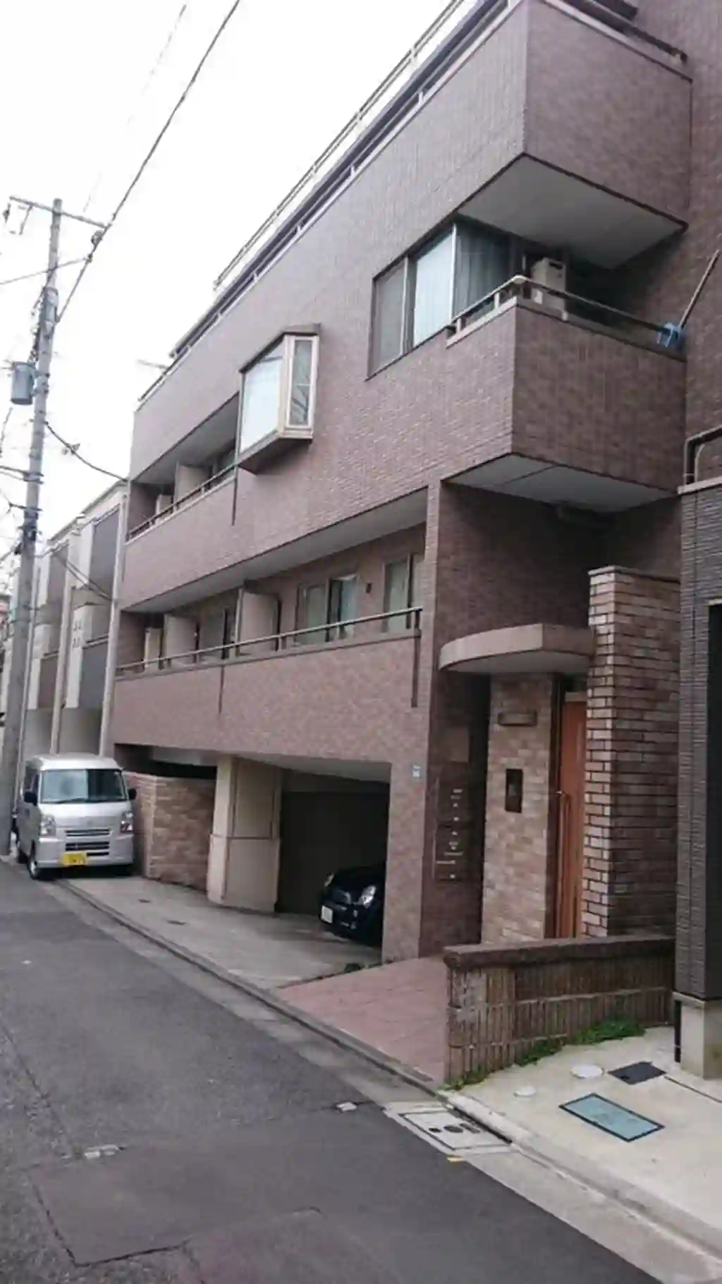 T-マークコート 外観
