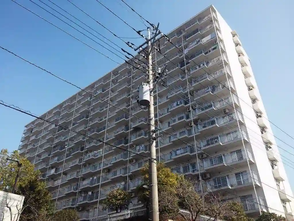 リバーグリーン和泉 外観