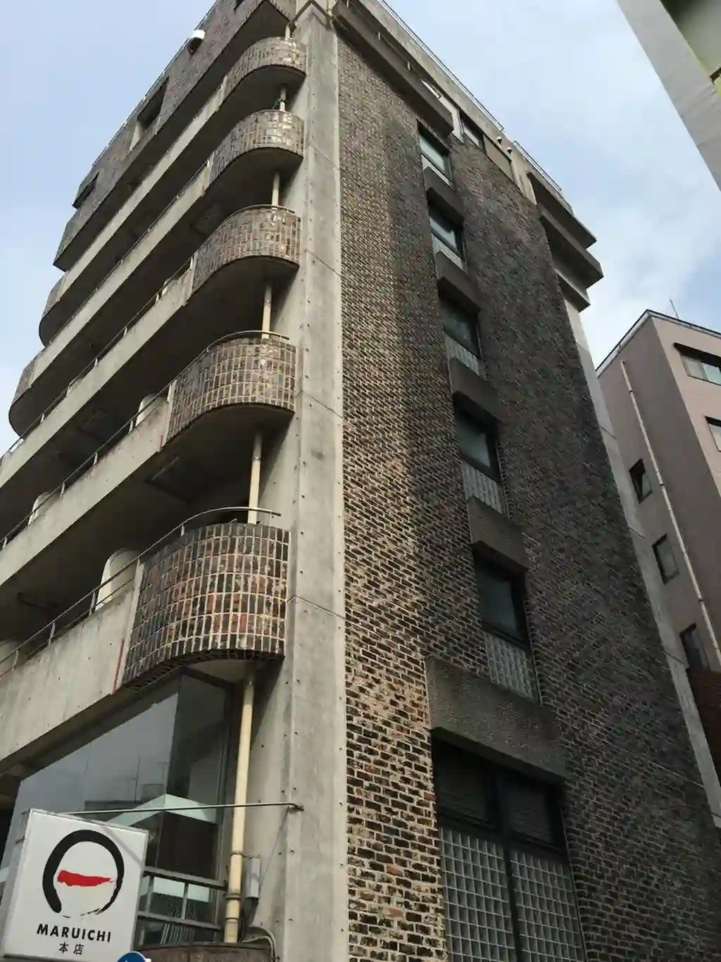 ウエスト1 外観
