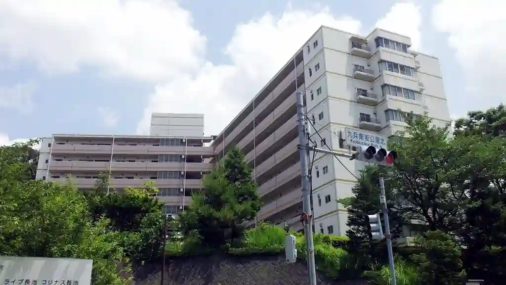UR都市機構コリナス長池2-16-1号棟 外観