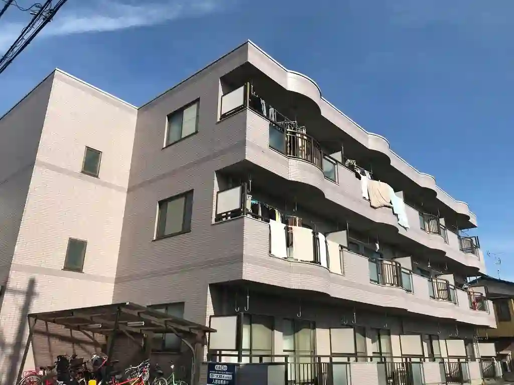 メゾンロイヤル 外観